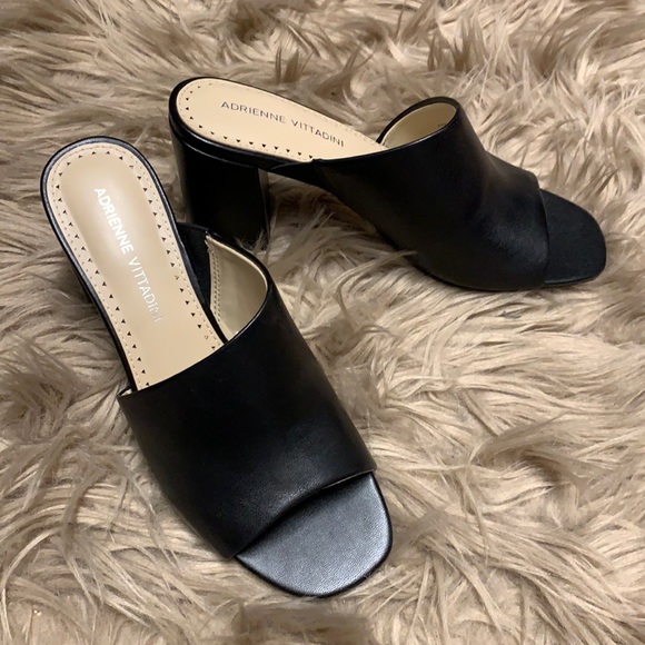 Adrienne Vittadini Shoes - Albi black slide sandal